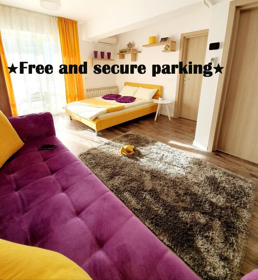 Unique Hotel Apartments Grand Residence Iasi Bagian luar foto